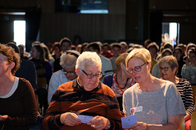 Toeschouwers in de zaal